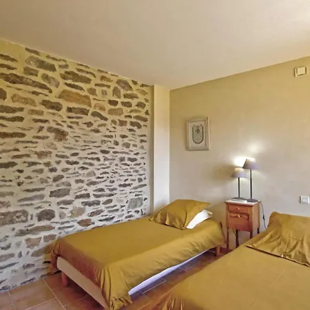 Confortable A Saint-etienne, 2 Chambres, Terrasse, Poele A Granules, Proche Commodites - Fr-1-496-38